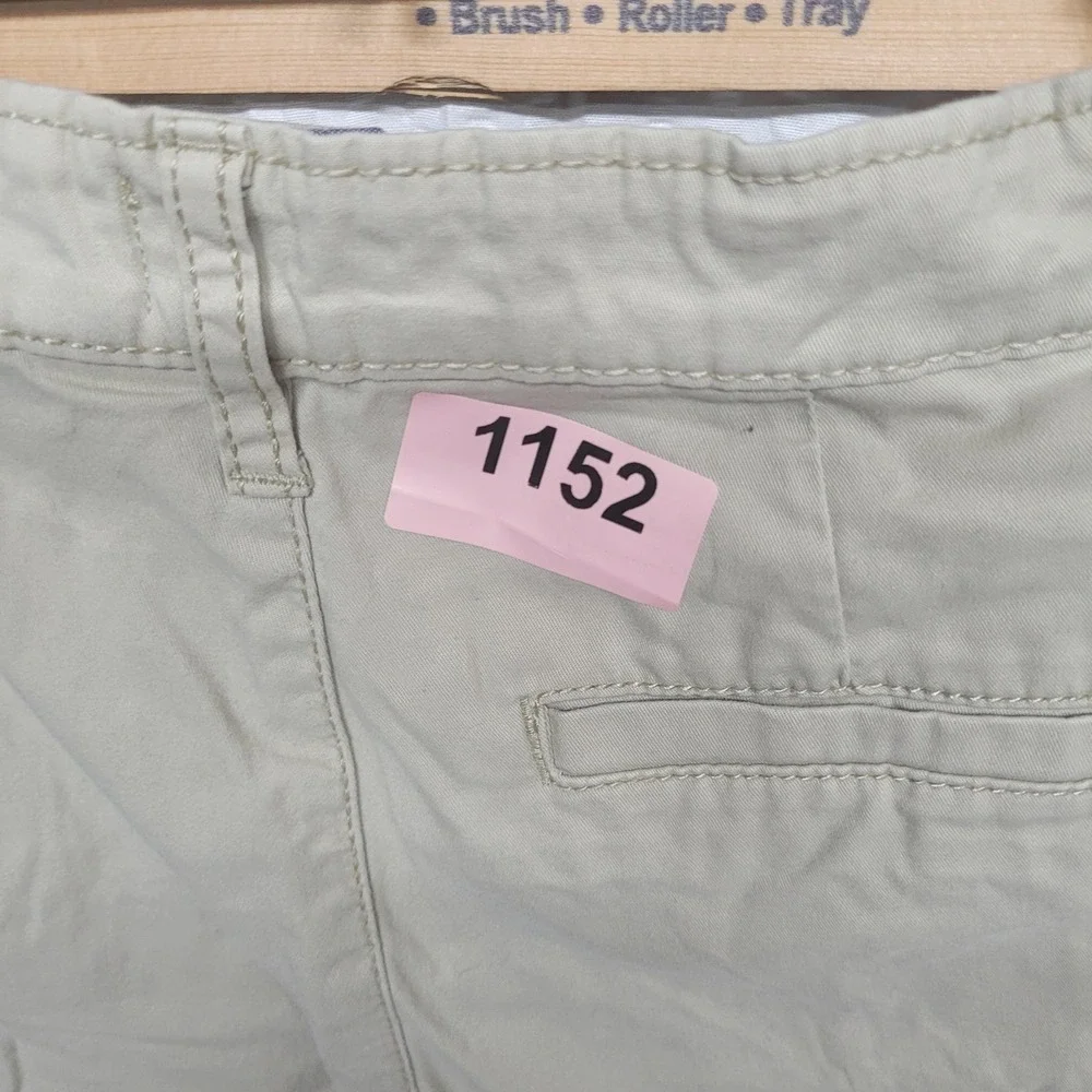 OshKosh Bgosh Boys Khaki Chino Shorts Size 7 Tan Flat Front 3H185010